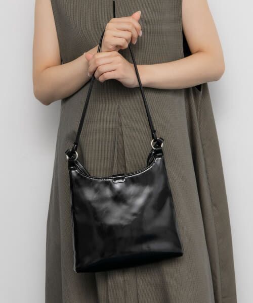 ＊＊KBF / ケービーエフ ショルダーバッグ | ダブルスリムショルダーBAG（BLACK）