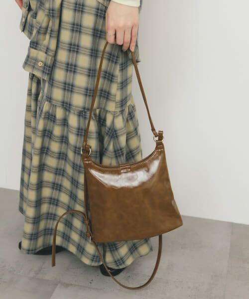＊＊KBF / ケービーエフ ショルダーバッグ | ダブルスリムショルダーBAG（BROWN）