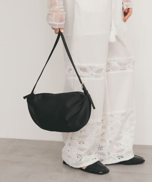 ＊＊KBF / ケービーエフ ショルダーバッグ | サテンミニショルダーBAG（BLACK）
