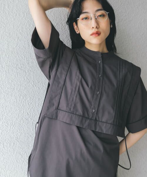 ＊＊KBF / ケービーエフ シャツ・ブラウス | パイピングレイヤードシャツ（CHARCOAL）