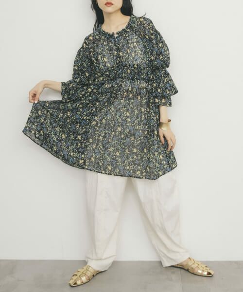 ＊＊KBF / ケービーエフ ワンピース | ボリュームスリーブフラワーミニワンピース（BLUE MIX）
