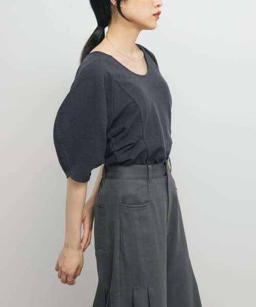 ＊＊KBF / ケービーエフ Tシャツ | Uネックブークレトップス（CCL NAVY）