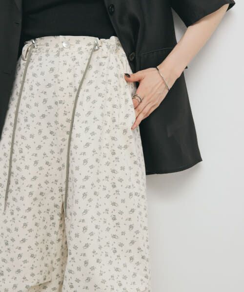 定価8800円　新品フラワープリントドロストパンツ KBF｜フラワープリントドロストパンツ | Rakuten Fashion(楽天