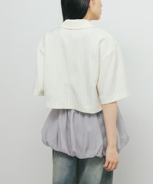 ETRÉ TOKYO ホワイトバルーンスリーブチュニック バルーンスリーブショートトップス（シャツ/ブラウス）｜ETRÉ