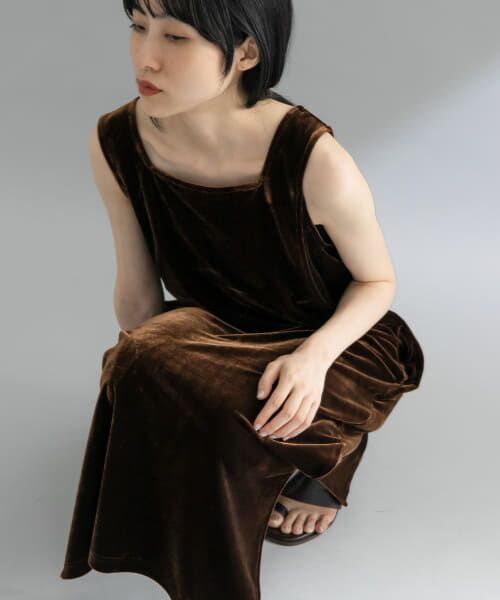 WEB限定』ベロアスクエアワンピース （ワンピース）｜＊＊KBF