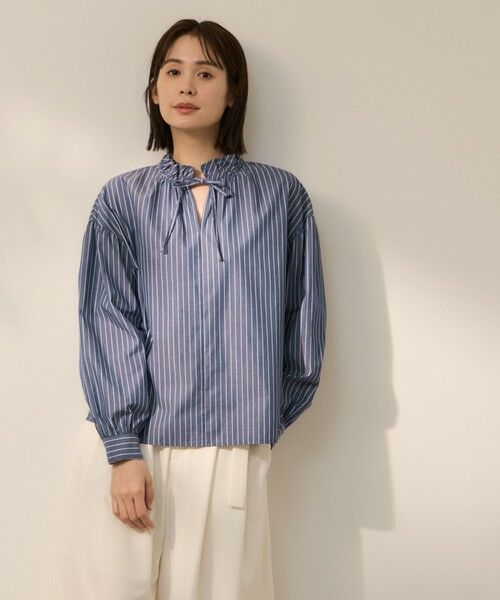 ketty / ケティ シャツ・ブラウス | ブロードストライプフリルネックブラウス（ブルー）