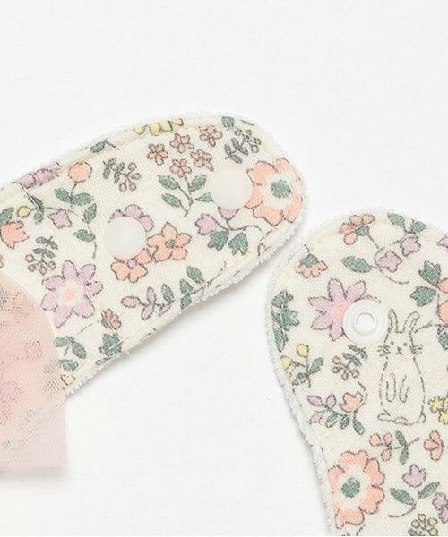 kladskap / クレードスコープ スタイ・ビブ | 花柄スカラップ接結スタイ | 詳細2