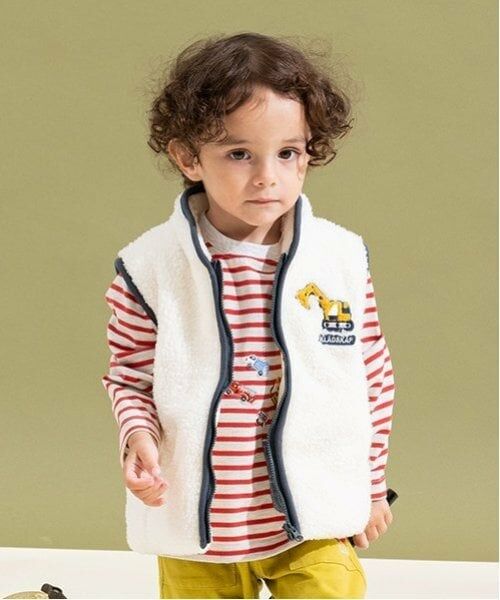 kladskap / クレードスコープ ダウンジャケット・ベスト | 重機ワッペンボアジップアップベスト（オフ ホワイト）