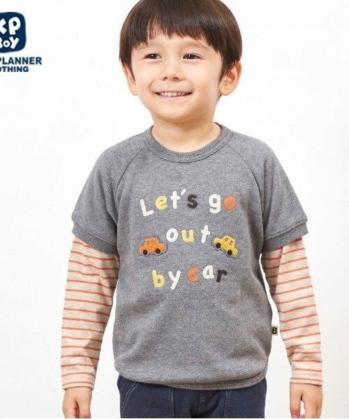 KP / ケーピー スウェット | KPBOY 車モチーフの裏毛トレーナー(80～110)（チャコール）