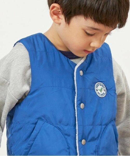 KP / ケーピー ダウンジャケット・ベスト | KPBOY 恐竜リバーシブル裏ボア中綿ベスト(80～130) | 詳細6