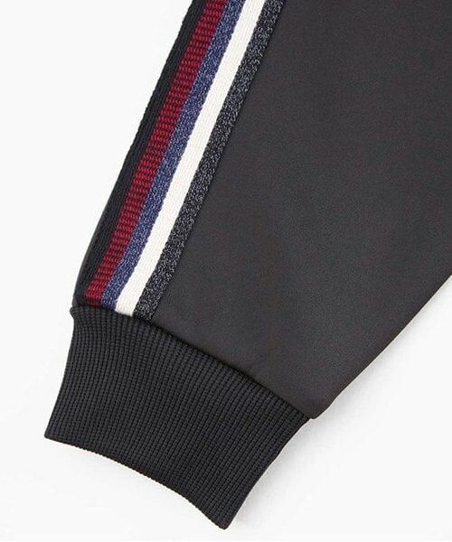 KP / ケーピー ブルゾン | KPBOY 恐竜刺しゅう袖ライン付きブルゾン(110～150) | 詳細5