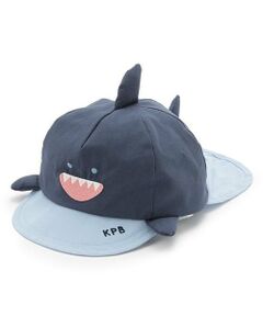 KP / ケーピー ベビー・キッズグッズ | サメモチーフの日よけつきキャップ