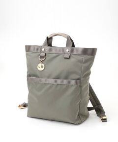 LA BAGAGERIE / ラ バガジェリー リュック・バックパック | チャーム付き　ナイロンスクエアリュック