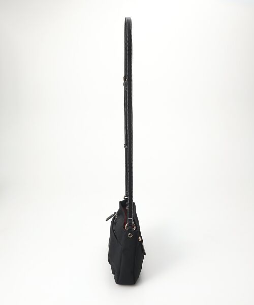 LA BAGAGERIE / ラ バガジェリー ショルダーバッグ | ポリエステルキャンバス　タックポシェット | 詳細2