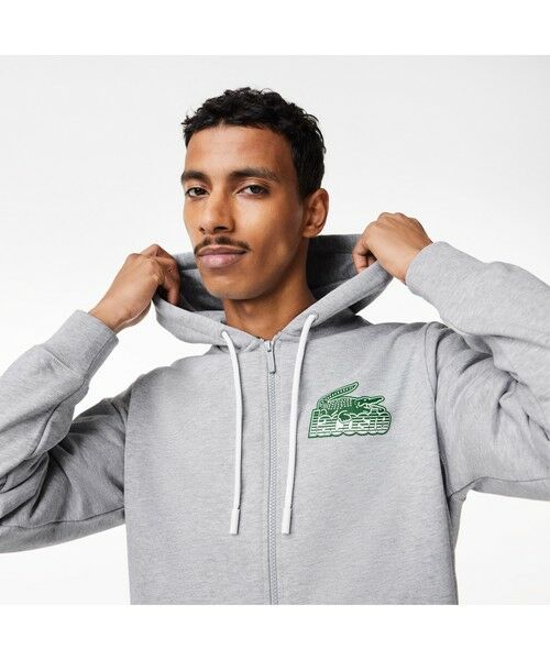 LACOSTE　パーカーファッション