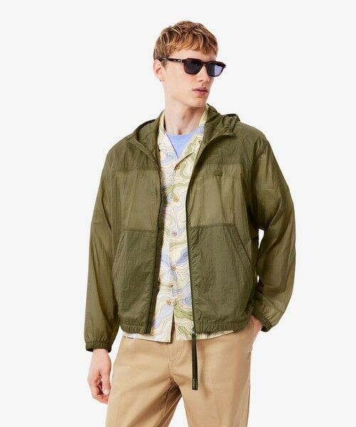 LACOSTE/ラコステ ワッシャーナイロンパッカブルフードジャケット オリーブ 46(日本サイズS) LACOSTE/ラコステ ワッシャーナイロンパッカブルフードジャケット オリーブ 46(日本サイズS)