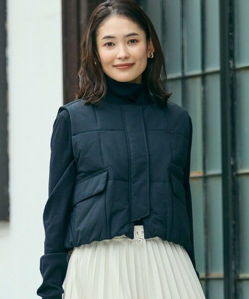 LACOSTE / ラコステ ダウンジャケット・ベスト | クロップド丈 撥水 THERMORE中綿 ジップアップベスト(ブラック)