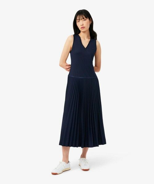 LACOSTE / ラコステ ミニ丈・ひざ丈ワンピース | スリーブレスプリーツロングドレス（ネイビー）