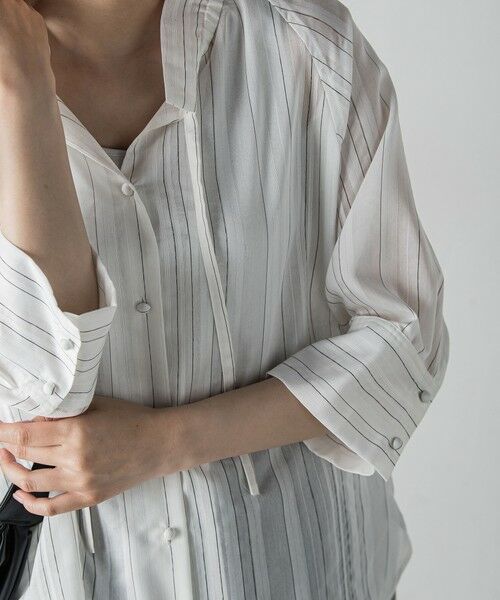 la.f...(大きいサイズ) / ラ・エフ(おおきいサイズ) シャツ・ブラウス | 【大きいサイズ】セミシアーストライプブラウス≪洗濯機で洗える≫ | 詳細2