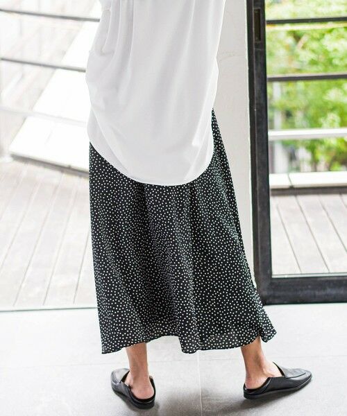 la.f...(大きいサイズ) / ラ・エフ(おおきいサイズ) ミニ・ひざ丈スカート | 【大きいサイズ】【biyori/ノンアイロン】艶めきスカート≪洗濯機で洗える≫ | 詳細3