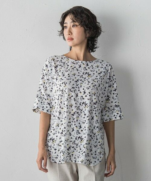 la.f...(大きいサイズ) / ラ・エフ(おおきいサイズ) シャツ・ブラウス | 【大きいサイズ】幾何柄ブラウス（ホワイト系その他）