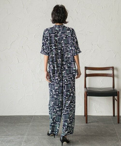 la.f... / ラ・エフ シャツ・ブラウス | 幾何柄ブラウス≪洗濯機で洗える≫ | 詳細16