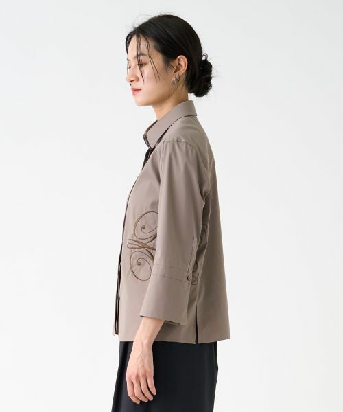 LANVIN COLLECTION / ランバン コレクション シャツ・ブラウス | ロゴ刺しゅうカラーシャツ | 詳細4