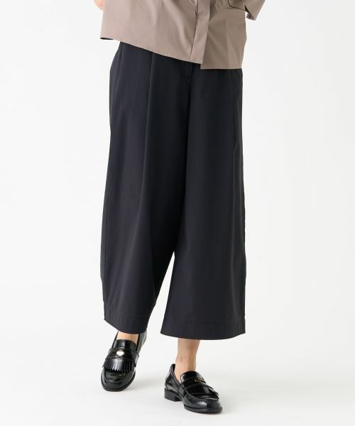 LANVIN COLLECTION / ランバン コレクション その他パンツ | ストレッチナイロンタフタフレアパンツ(ブラック)