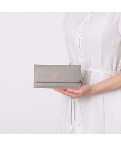 【新品タグ付き】ランバンオンブルー カルラ薄マチ長財布 ブラック ランバン オン ブルー LANVIN en Bleu カルラ 薄マチ長財布