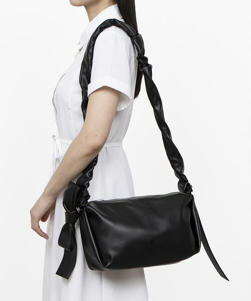 【美品】ランバン　LANVIN ショルダーバッグ　2way バンドバッグ ランバン オン ブルー LANVIN en Bleu フリディティ