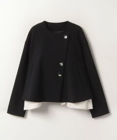 【2WAYストレッチ】伸びがあって着心地抜群、セットアップ対応のジャケット。<br/><br/>◇デザイン<br/>ドロップショルダーの、ゆとりのあるサイジングとフレアシルエット。<br/>春らしい軽やかさで重い印象にならず、こなれたフォーマルスタイルが楽しめます。<br/>裾からは異素材をのぞかせて、重ね着をしたようなレイヤードデザインになっています。<br/><br/>◇ファブリック<br/>２WAYストレッチの二重織を使用しており、ストレット効いて着心地もとても良い素材です。<br/><br/>------------------------------<br/><br/>裏地：なし<br/>光沢感：なし<br/>伸縮性：あり<br/>重さ：軽い　<br/>ポケット：あり<br/>洗濯：ドライ<br/>　　　※洗濯表示の詳細は商品をご確認ください。<br/><br/>------------------------------<br/><br/>◇コーディネート<br/>セットアップ対応(ブランド品番：3316402)<br/>フォーマルで着用しても堅苦しい印象になりすぎないので、幅広いシーンでお使いいただきやすくなっています。<br/>デニムなどのカジュアル素材を合わせて外してスタイリングも◎<br/><br/><br/>◆商品画像はサンプルのため、デザイン、素材(混率等)、色味やサイズなどの仕様に変更がある場合がございますので予めご了承くださいませ。<br/><br/><br/>＼スタッフの声／<br/>まるでレイヤードしたかのようなヘムの切替えで、程よくフレアに仕上げたシルエットが、他にはないランバンオンブルーらしいデザインです。同デザインのパンツとセットアップでオケージョンとしてもおすすめです。<br/><br/>※こちらの商品はジャケット単品でのお届けになります。<br/>※定価（税込）は、2023年6月30日のセール開始前の店舗における販売価格です。　<br/><strong>※こちらの商品はジャケット単品でのお届けになります。</strong><br/>