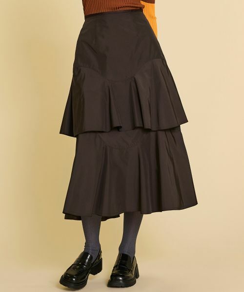 LANVIN en Bleu / ランバン オン ブルー ロング・マキシ丈スカート | メモリータッサーカーブティアードスカート | 詳細1