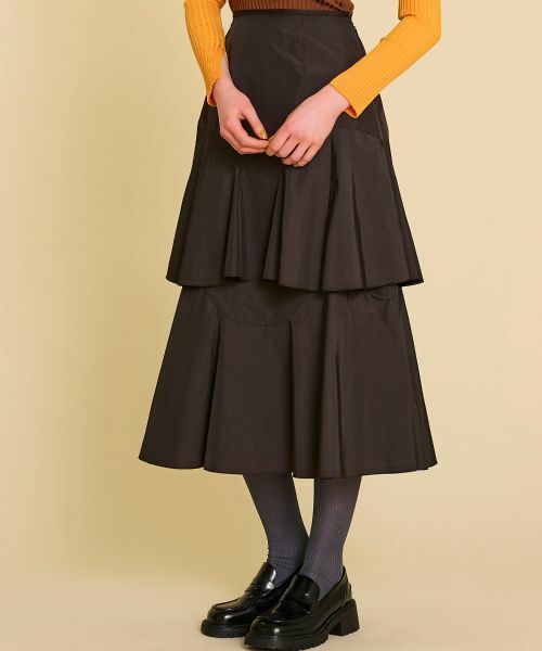 LANVIN en Bleu / ランバン オン ブルー ロング・マキシ丈スカート | メモリータッサーカーブティアードスカート | 詳細2