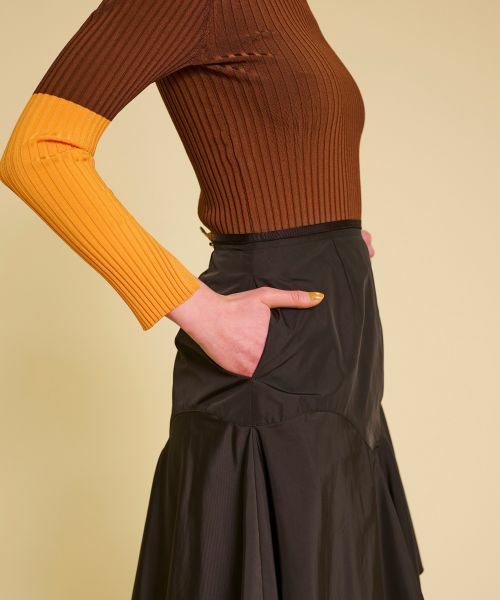 LANVIN en Bleu / ランバン オン ブルー ロング・マキシ丈スカート | メモリータッサーカーブティアードスカート | 詳細5