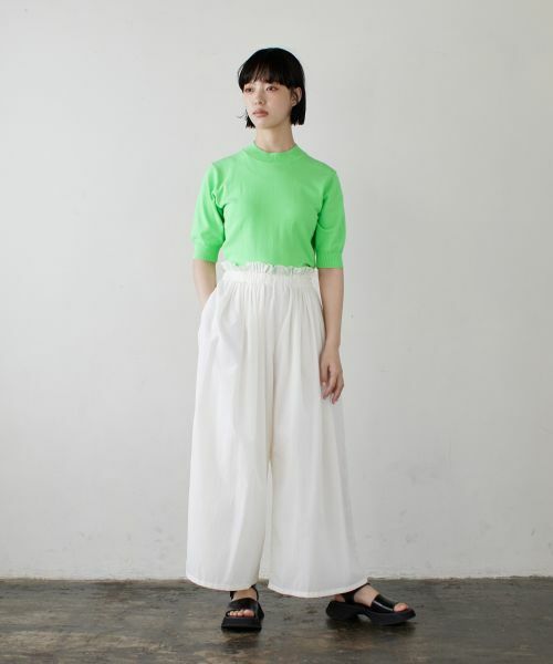 LANVIN en Bleu / ランバン オン ブルー その他パンツ | 速乾ナイロンピンタッククロップドパンツ | 詳細11