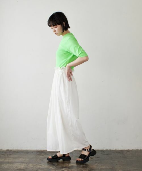 LANVIN en Bleu / ランバン オン ブルー その他パンツ | 速乾ナイロンピンタッククロップドパンツ | 詳細12