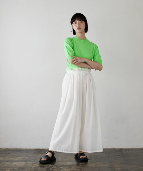 LANVIN en Bleu / ランバン オン ブルー その他パンツ | 速乾ナイロンピンタッククロップドパンツ | 詳細15