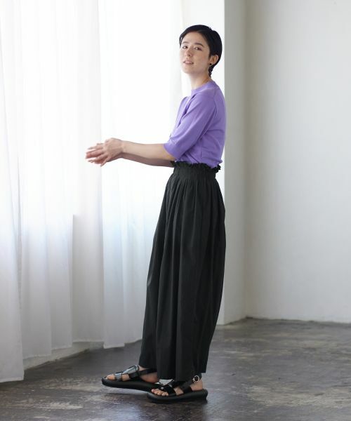 LANVIN en Bleu / ランバン オン ブルー その他パンツ | 速乾ナイロンピンタッククロップドパンツ | 詳細21