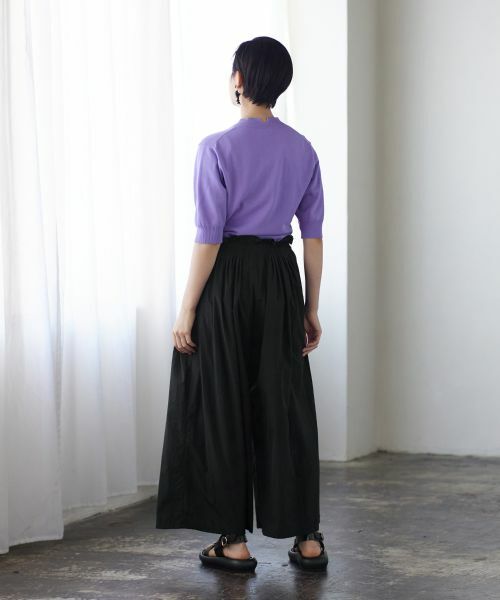 LANVIN en Bleu / ランバン オン ブルー その他パンツ | 速乾ナイロンピンタッククロップドパンツ | 詳細22