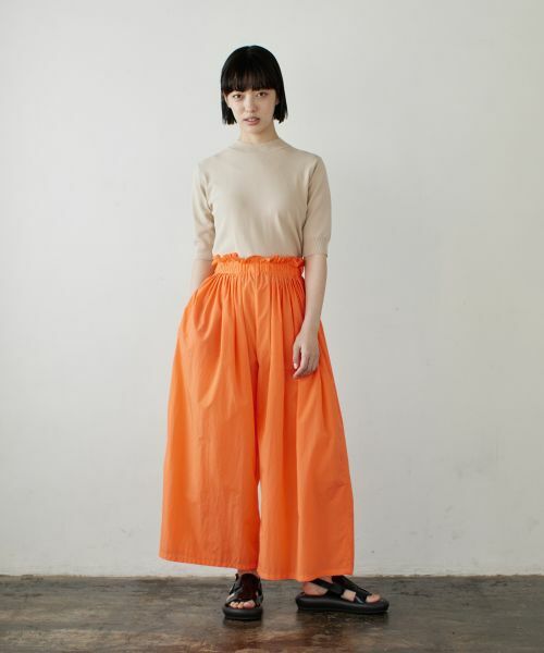 LANVIN en Bleu / ランバン オン ブルー その他パンツ | 速乾ナイロンピンタッククロップドパンツ | 詳細4