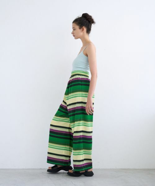 LANVIN en Bleu / ランバン オン ブルー その他パンツ | 【sweet 6月号掲載】Piscineプリントウエストゴムパンツ | 詳細2