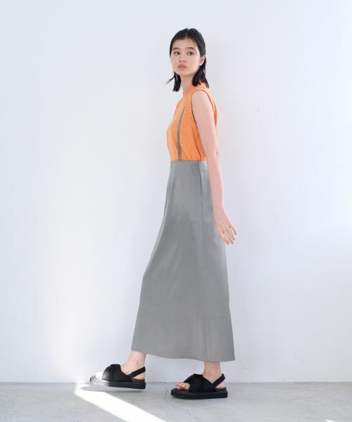 LANVIN en Bleu / ランバン オン ブルー ロング・マキシ丈スカート | エンボスサテンミニマルフレアスカート | 詳細7