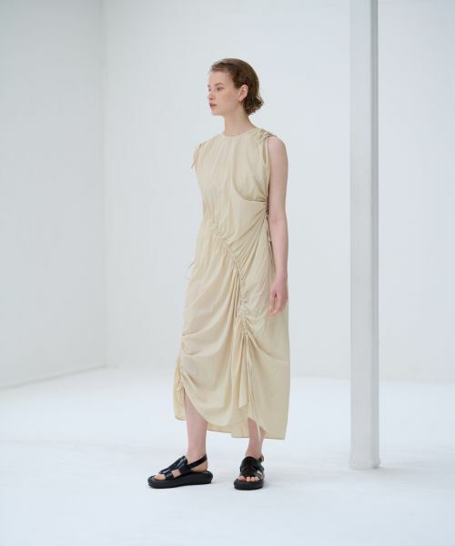 LANVIN en Bleu / ランバン オン ブルー ドレス | 【sweet 6月号掲載】速乾ナイロンドロストワンピース | 詳細1