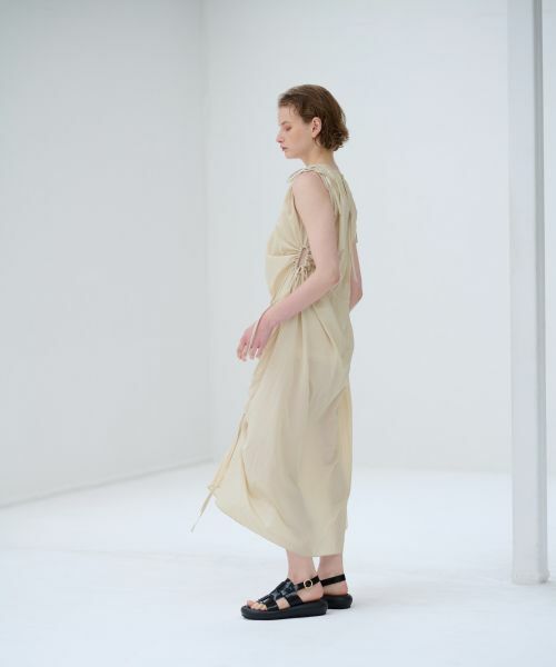 LANVIN en Bleu / ランバン オン ブルー ドレス | 【sweet 6月号掲載】速乾ナイロンドロストワンピース | 詳細2