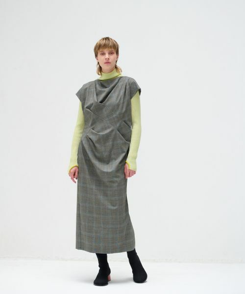 大草直子さん着用 LANVIN en Bleu オープンバックレディワンピース 大草直子さん着用 LANVIN en Bleu オープンバックレディ