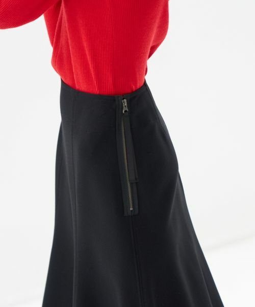 LANVIN en Bleu / ランバン オン ブルー ロング・マキシ丈スカート | ドライダブルクロスペプラムフレアスカート | 詳細10