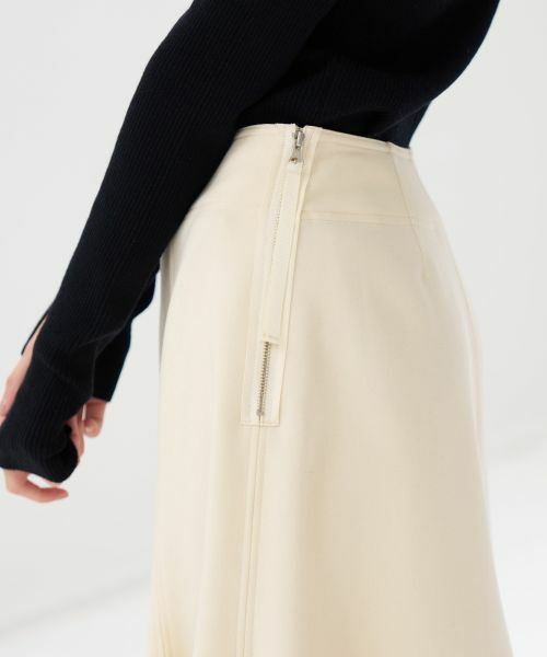 LANVIN en Bleu / ランバン オン ブルー ロング・マキシ丈スカート | ドライダブルクロスペプラムフレアスカート | 詳細6