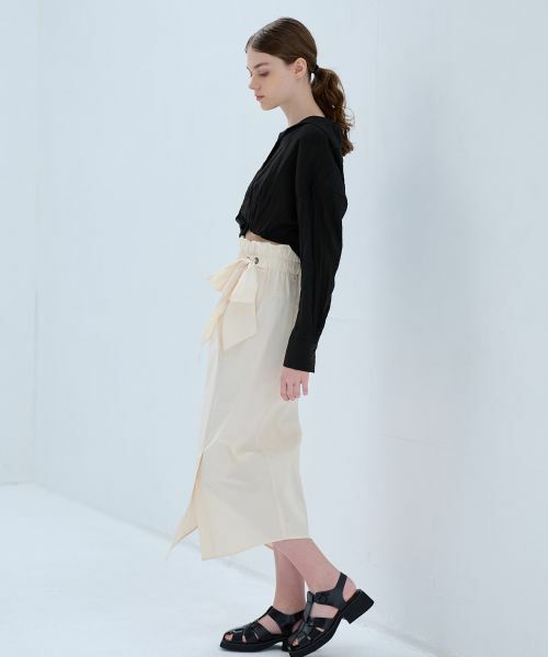 LANVIN en Bleu / ランバン オン ブルー シャツ・ブラウス | ワッシャープリーツアシンメショートセーラーシャツ | 詳細6