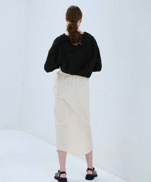 LANVIN en Bleu / ランバン オン ブルー シャツ・ブラウス | ワッシャープリーツアシンメショートセーラーシャツ | 詳細7