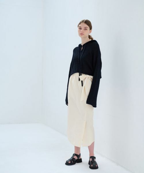 LANVIN en Bleu / ランバン オン ブルー ニット・セーター | ループヤーンニットフーディー | 詳細3